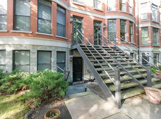 1548 W Jackson Blvd #1, Chicago, IL 60607