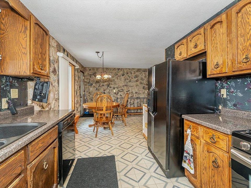 3155 County Road 3, Wrenshall, MN 55797 Zillow