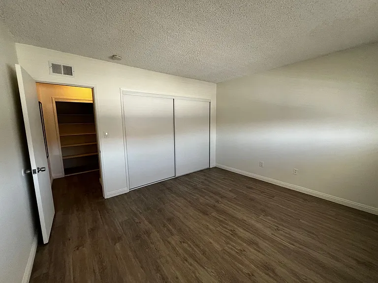 12411 Breezewood Dr — Photo 10