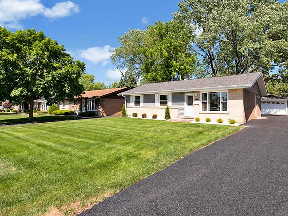 4th image of 13149 Forestview Ln