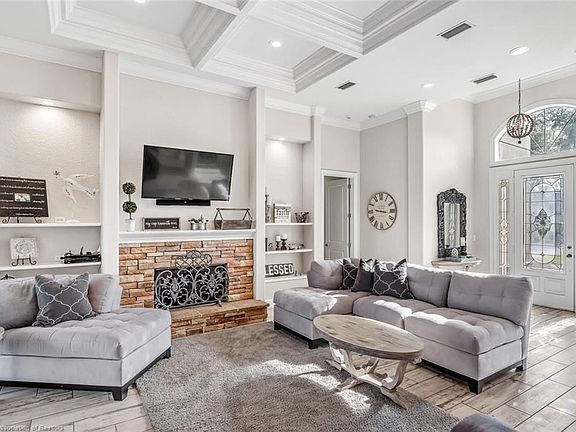 2nd image of 3874 Enchanted Oaks Ln