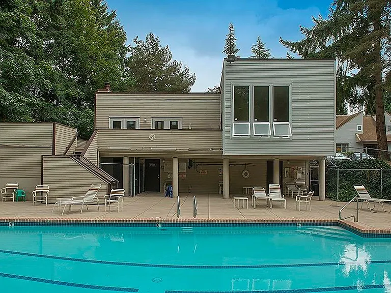 14636 NE 45th St #C7 — Photo 15