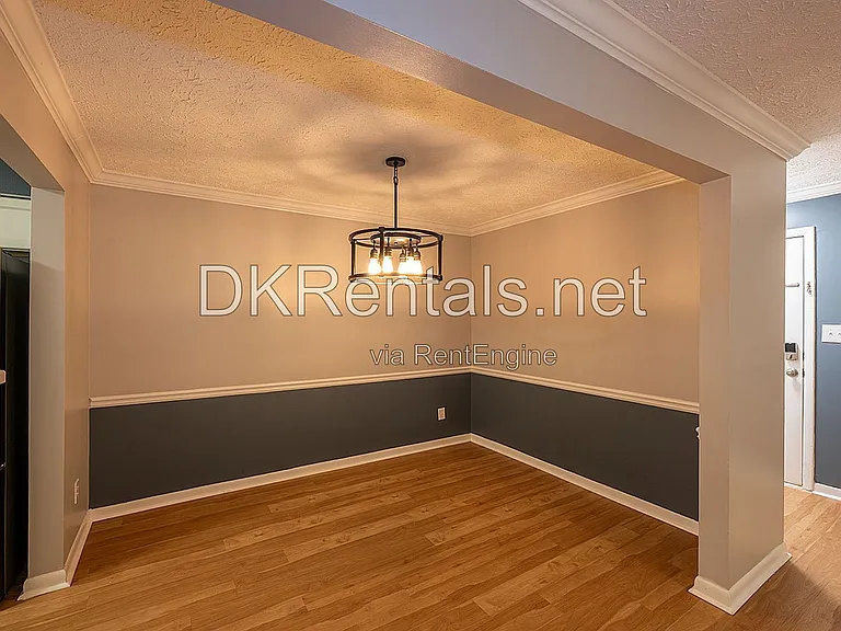 5143 Roswell Rd NE #9 — Photo 6