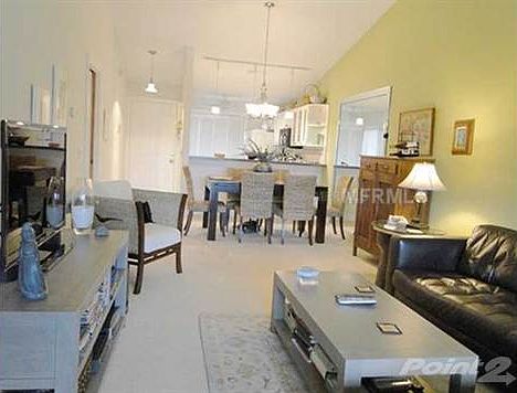 3rd image of 3460 Beekman Pl #33