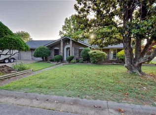 305 Kay Ave, Sallisaw, OK 74955
