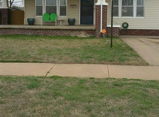 1011 W Cherokee Ave, Enid, OK 73703