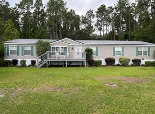 981 Peachtree Rd, Nicholls, GA 31554