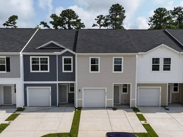 1806 Scarlett Maple St, Summerville, SC 29483