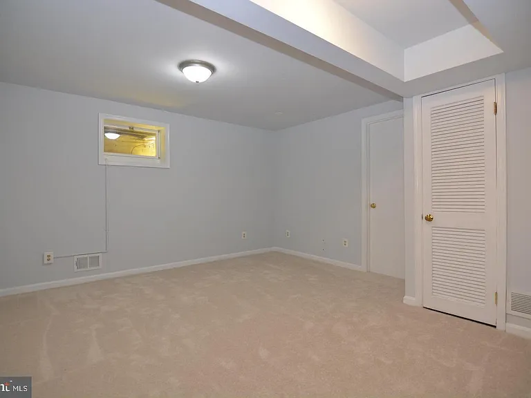 714 Hurley Ave — Photo 14