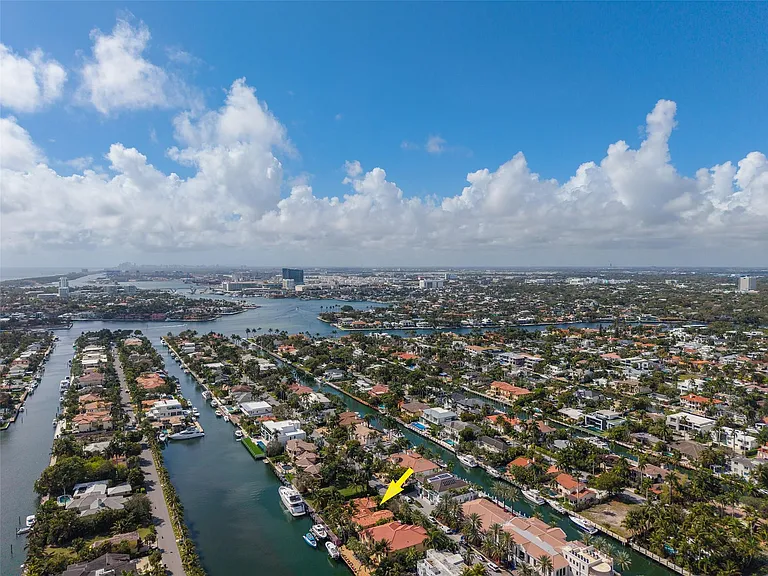 330 Royal Plaza Dr — Photo 49