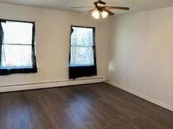 1135 Farm Road image 11 of 13