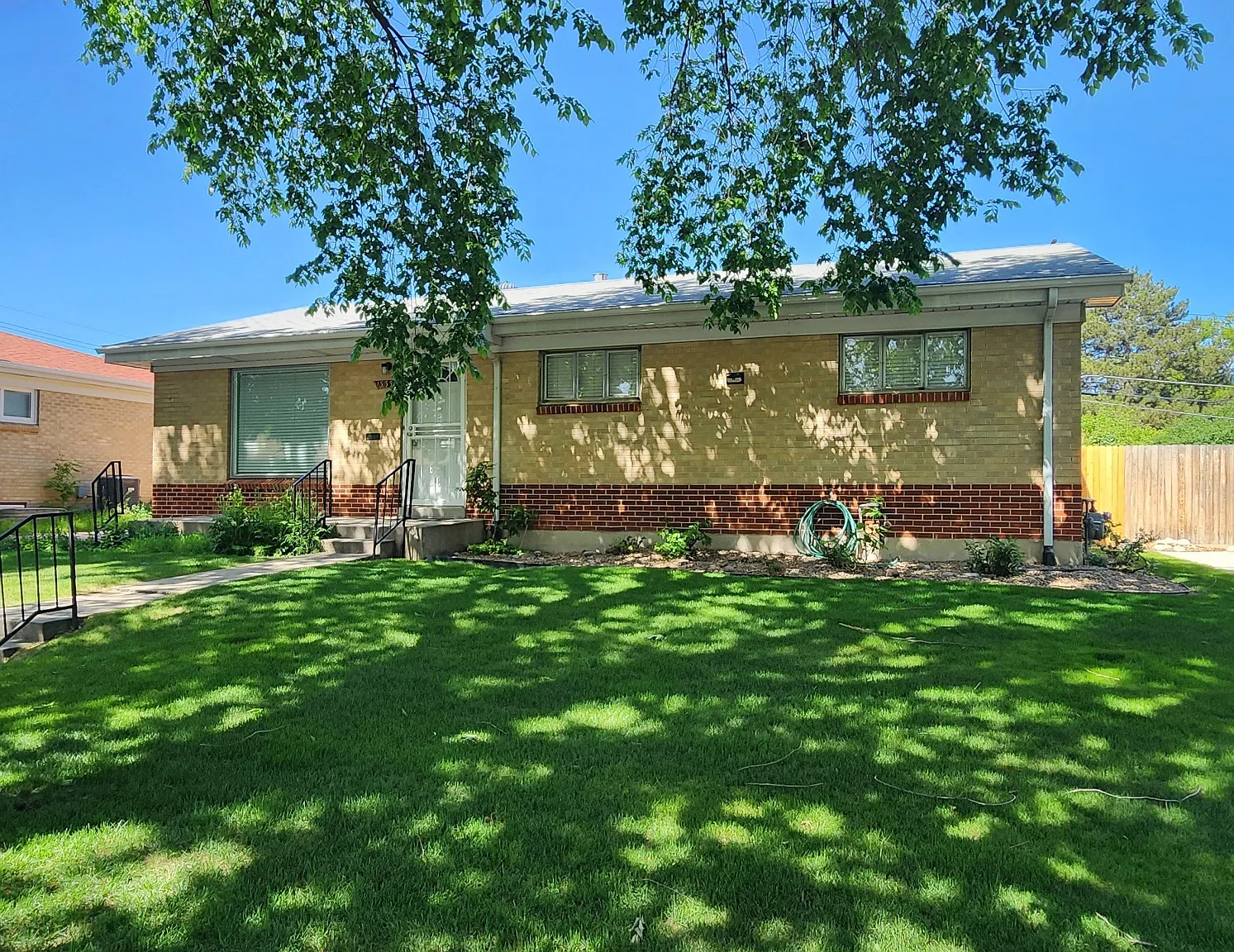 5 bed, 2200 sqft, $2,850 — Photo 1