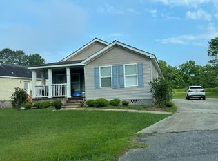 34 Pecan Hills Dr, Hattiesburg, MS 39402