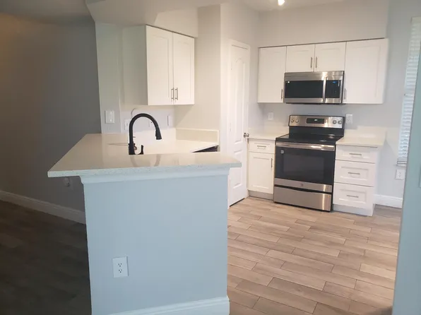 909 Belmont Pl #909, Boynton Beach, FL 33436