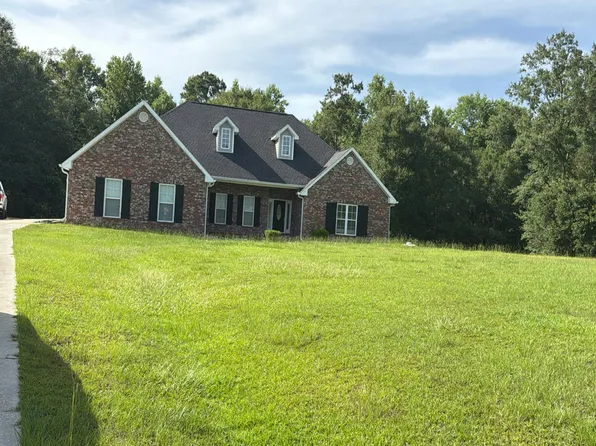 4 Papps Cir, Carriere, MS 39426