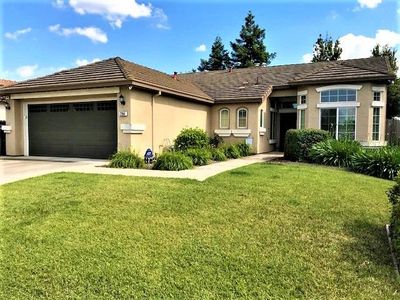 294 Oriole Ln, Lodi, CA, 95240