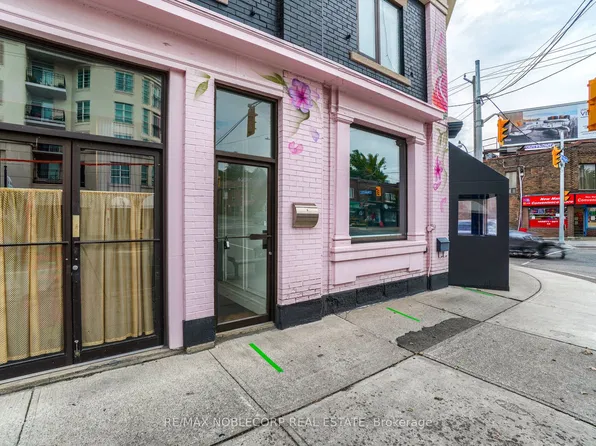 623 Mount Pleasant Rd, Toronto, ON M4S 2M9