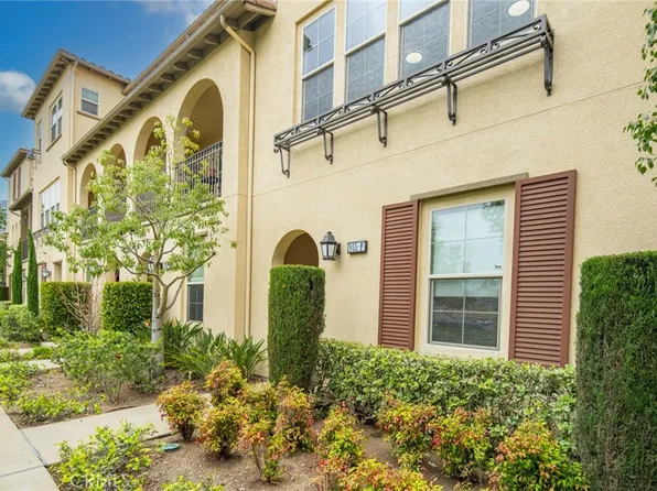 955 Sweetbriar Ln Unit F, Azusa, CA 91702