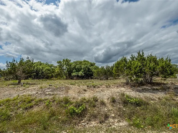 162 Scarlet Ct, Canyon Lake, TX 78133