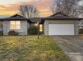 2854 W Maywood St, Springfield, MO 65807