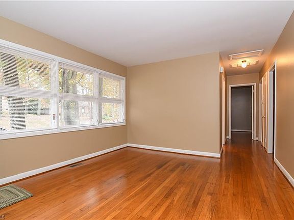 5th image of 2803 Wynnewood Dr