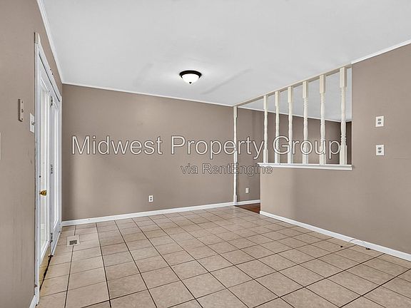 4th image of 1890 Bobbinray Ave