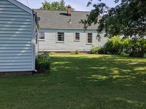 2nd image of 11 N Park Ave