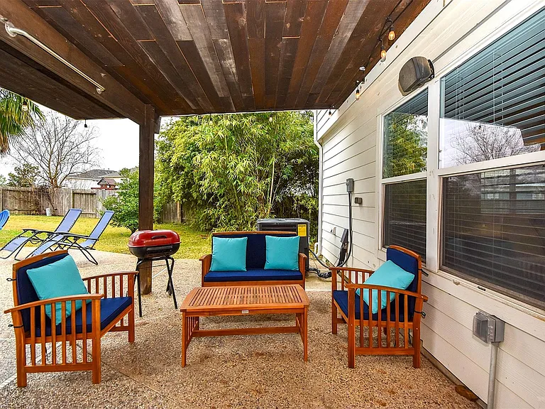 11007 Shumard Oak Ct — Photo 23