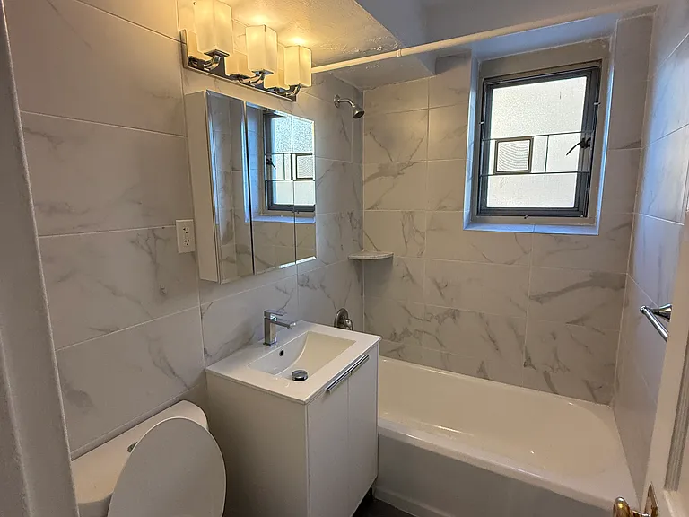 192-45B 71st Cir #1C — Photo 9