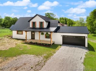 2213 N Highland Rd, Salem, IN 47167