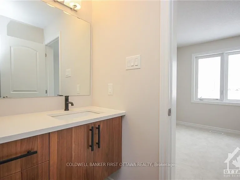 72 Focality Cres — Photo 21