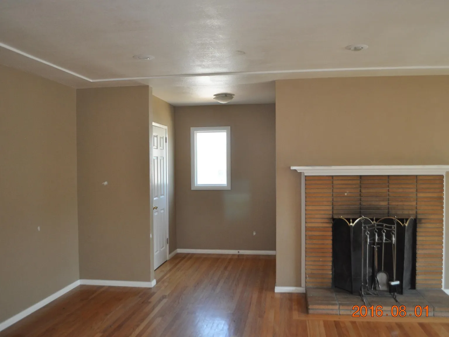 4 bed, 1927 sqft, $6,200 — Photo 3