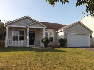 1891 Sedgegrass Trl, Aurora, IL 60504