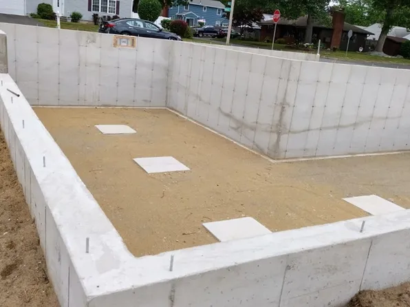 100 Nagle St, Indian Orchard, MA 01151