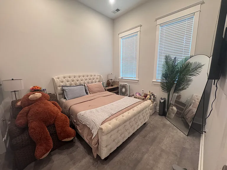 310 W Brookland Park Blvd #101 — Photo 6