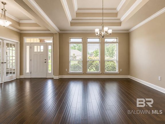 4th image of 9811 Volterra Ave