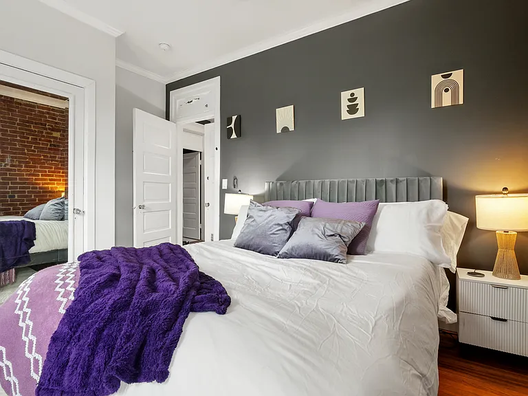 3rd bedroom on 2nd floor. King size bed.