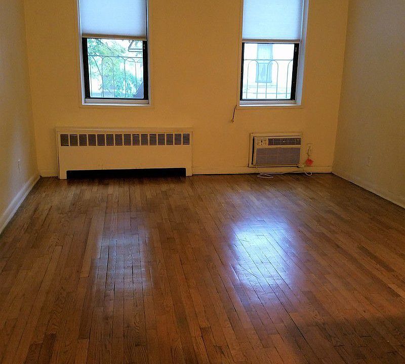 2nd image of 425 E 75th St APT 2F