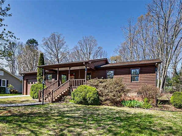 1922 Sunny Ln, Asheboro, NC 27205