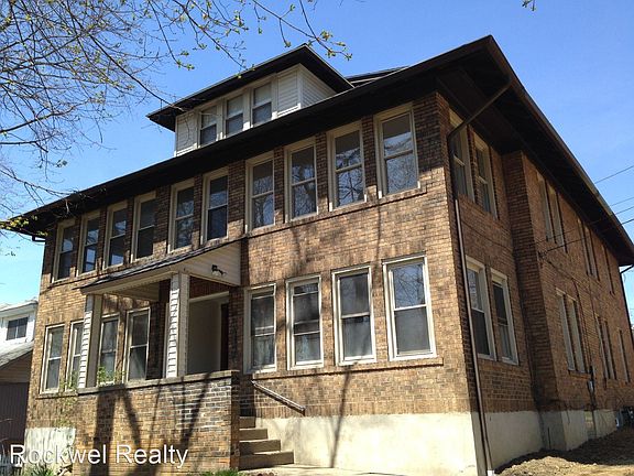2nd image of 725 Washington Ave #7273445