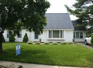 2 Indian Hill Ln, Sicklerville, NJ 08081