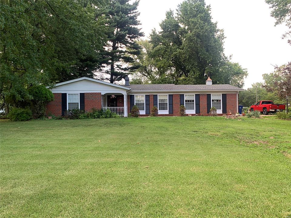 1st image of 24 Queens Dr