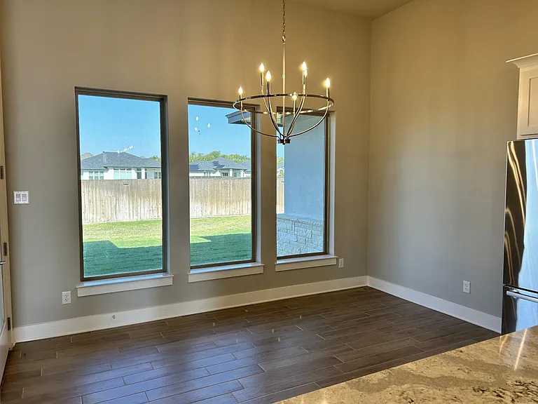 6426 Clayton Ct — Photo 12
