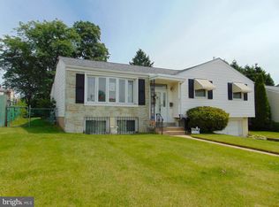 823 Regina St, Philadelphia, PA 19116