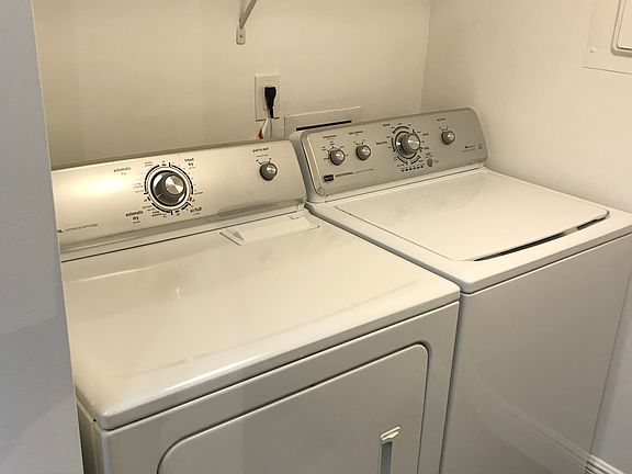 5th image of 316 Knotty Pine Cir APT D-2