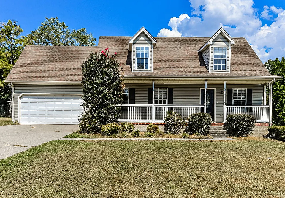 805 Forest Ridge Dr