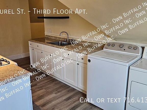5th image of 22 Laurel St #3