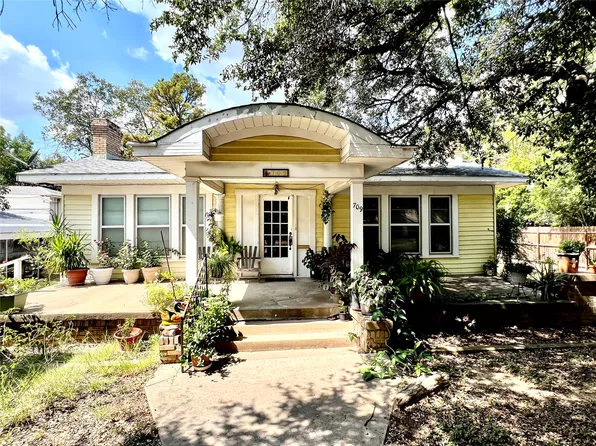 709 S Seaman St, Eastland, TX 76448