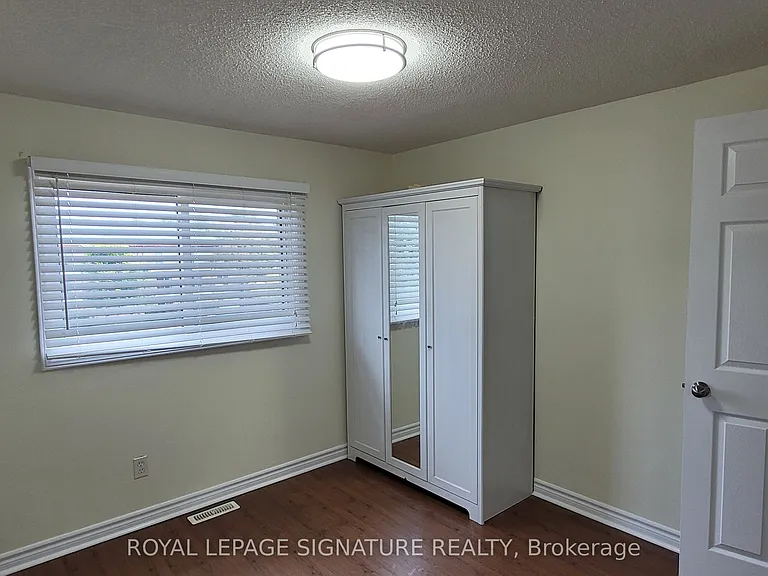 3050 Runcorn Row — Photo 8