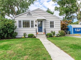 29 Loomis St, Milford, CT 06460